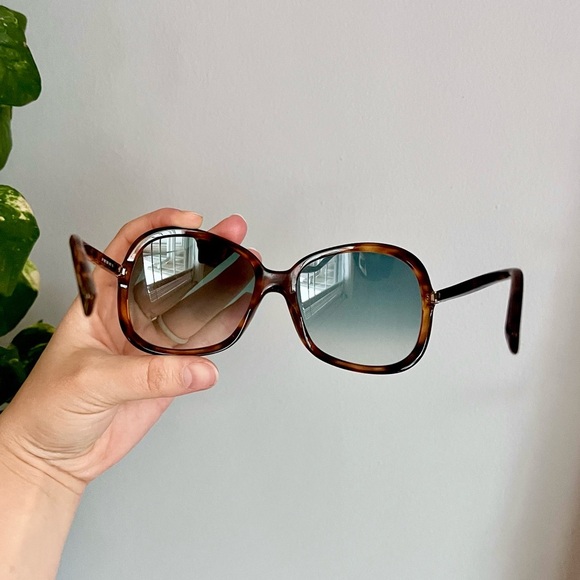 Givenchy Oversized Havana Gold Rounded Tortoise Style Sunglasses - Picture 9 of 16